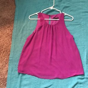 Pink top with no sleeves